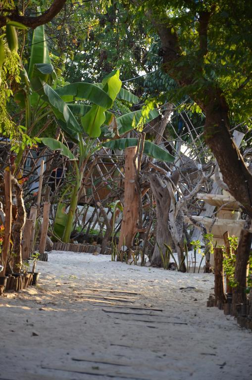 Serene Beach Villa Gili Trawangan Exteriör bild