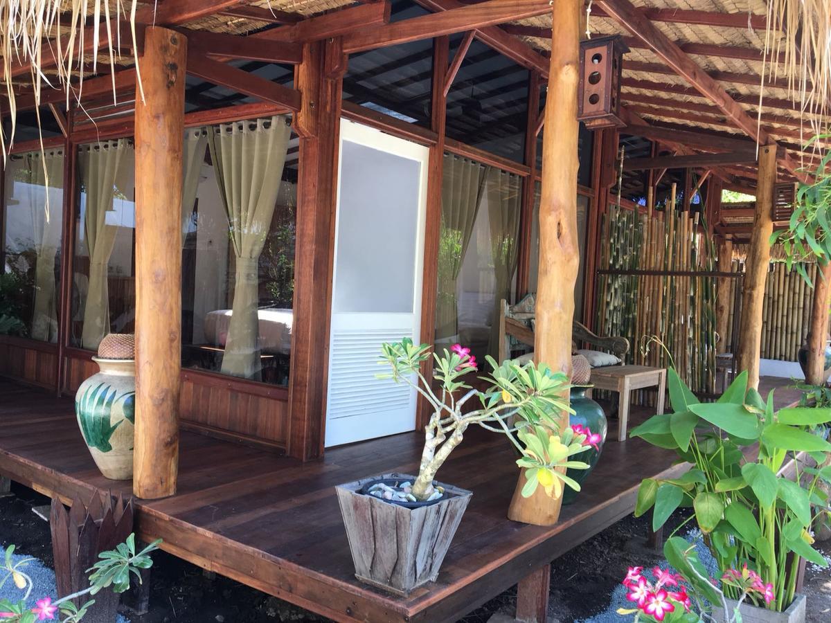 Serene Beach Villa Gili Trawangan Exteriör bild