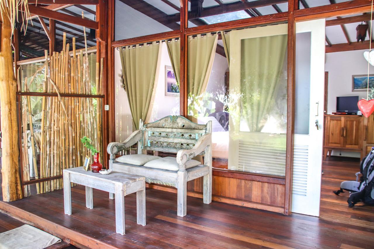 Serene Beach Villa Gili Trawangan Exteriör bild